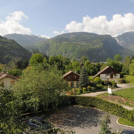 Hotel 4C Cluses Zewnętrze zdjęcie