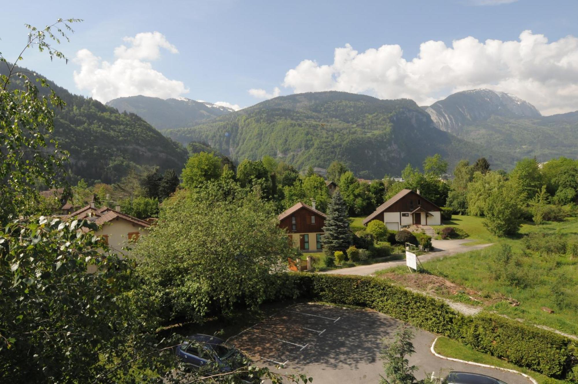 Hotel 4C Cluses Zewnętrze zdjęcie
